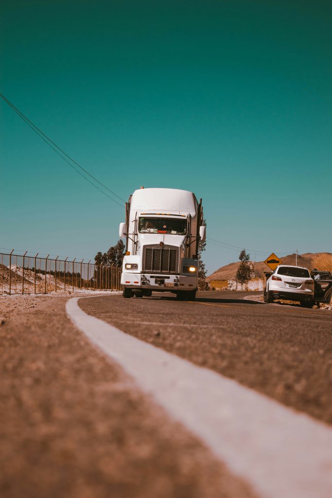 Tacoma Drayage Trucking family owned freight carrier
